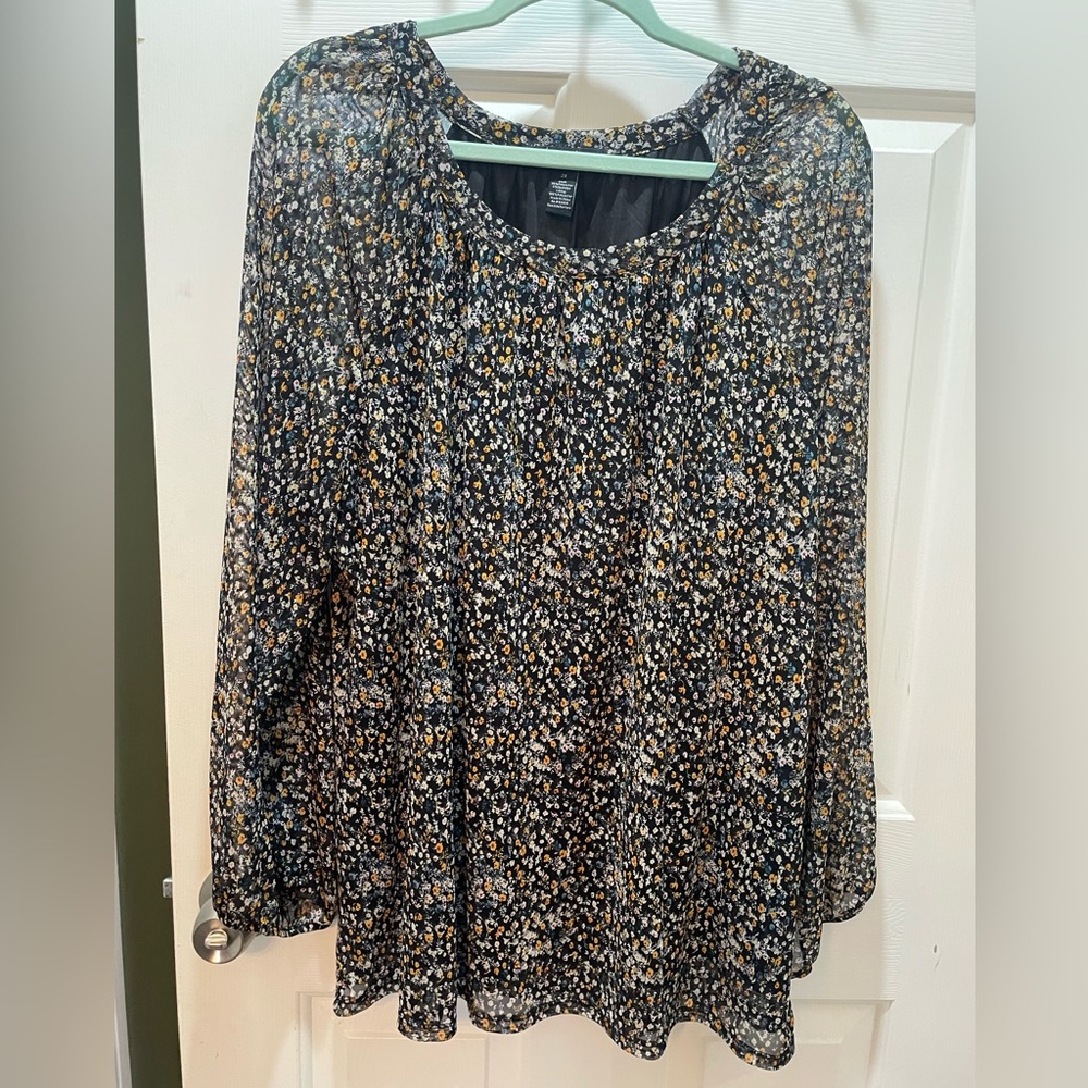 Plus size women’s 2x blouse